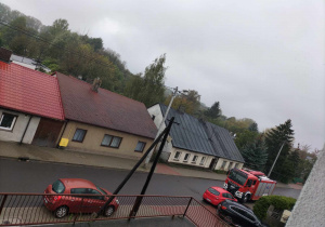 Straż z okna placówki.