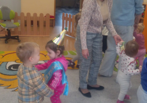 Tańce z jubilatką.